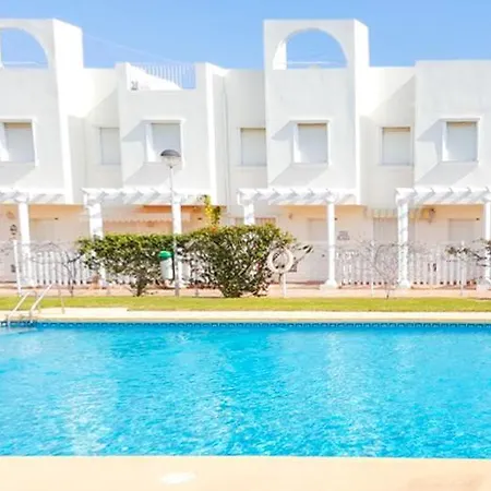 Apartment Garden Vistas. Hermoso Duplex Con Patio, Solarium Y Piscina.