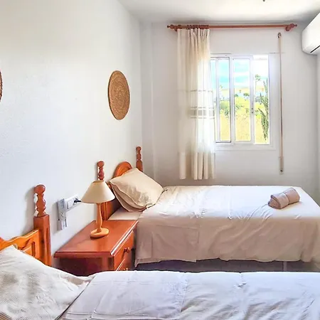 Garden Vistas. Hermoso Duplex Con Patio, Solarium Y Piscina. Apartment