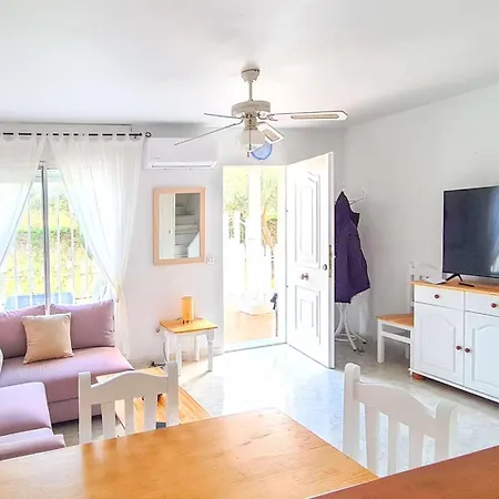 Garden Vistas. Hermoso Duplex Con Patio, Solarium Y Piscina. L'Île-Rousse